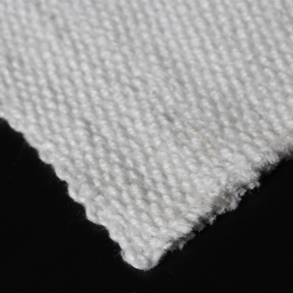 Co to jest tkanina z włókna ceramicznego?
    